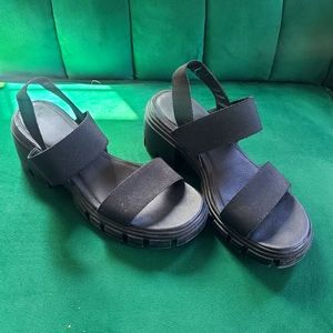 Steve Madden Size 9 Sandles